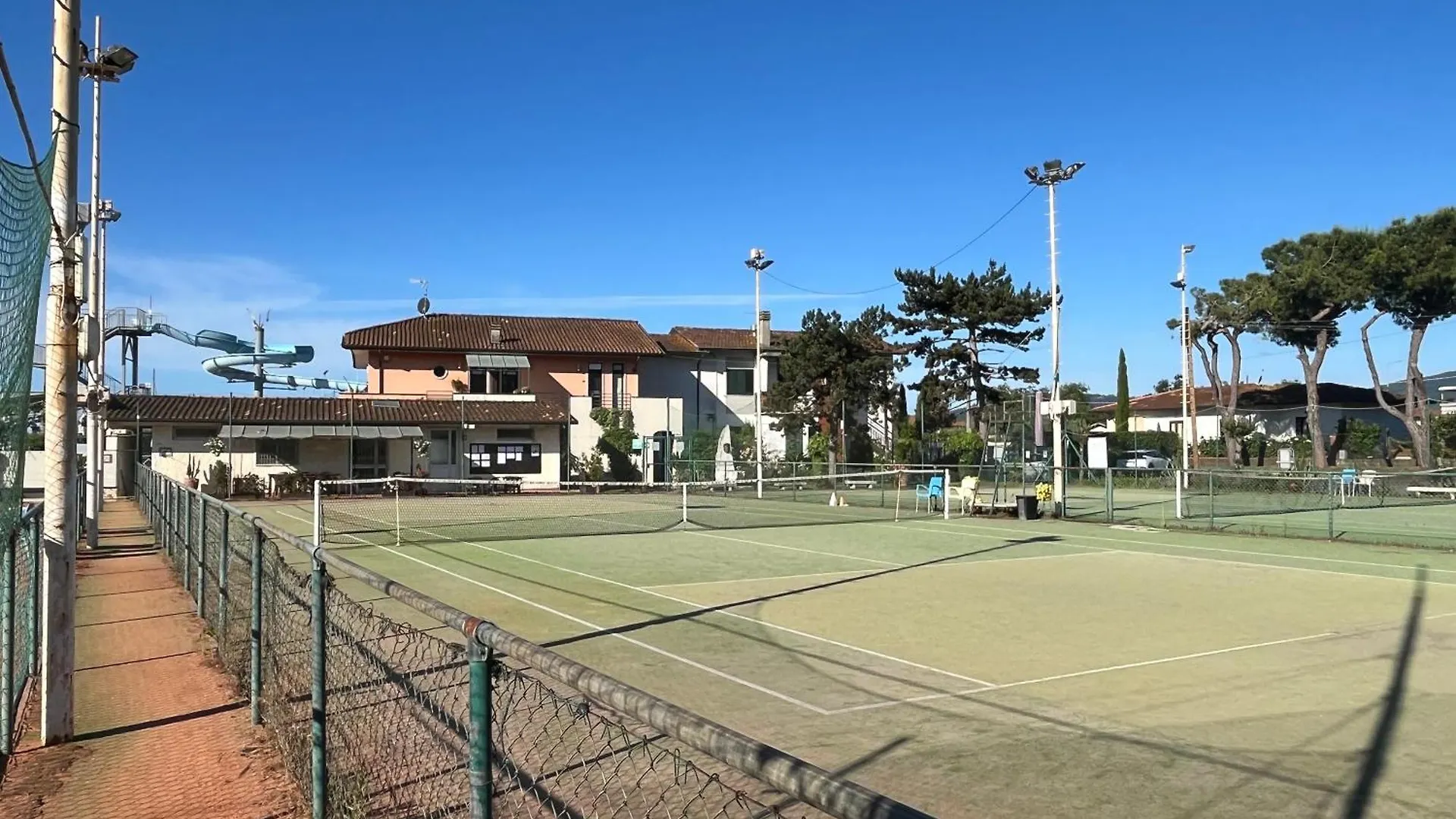 Villa Casa Flo' à Marina Di Carrara Hébergement de vacances