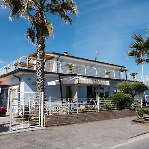 Bagno Lunezia Hotel